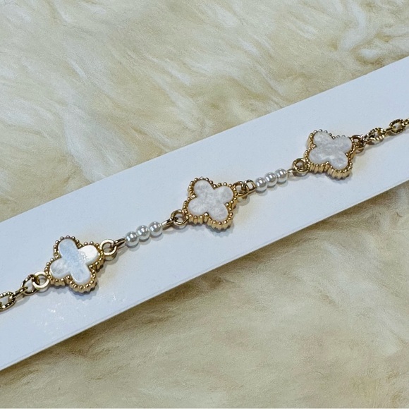 Jewelry - White Clover Leaves Bracelet Women Bracelet Fashion Jewelry Stainless Steel